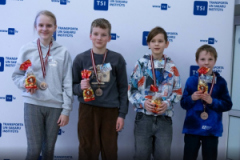 Nacionalie_pingvini-3v