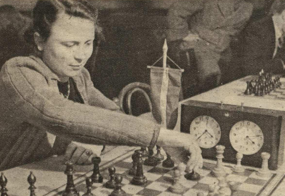 Milda Lauberte,1943. gada Latvijas šaha čempione sievietēm. Foto no 07.01. 1944. laikraksta "Laikmets" Nr.2