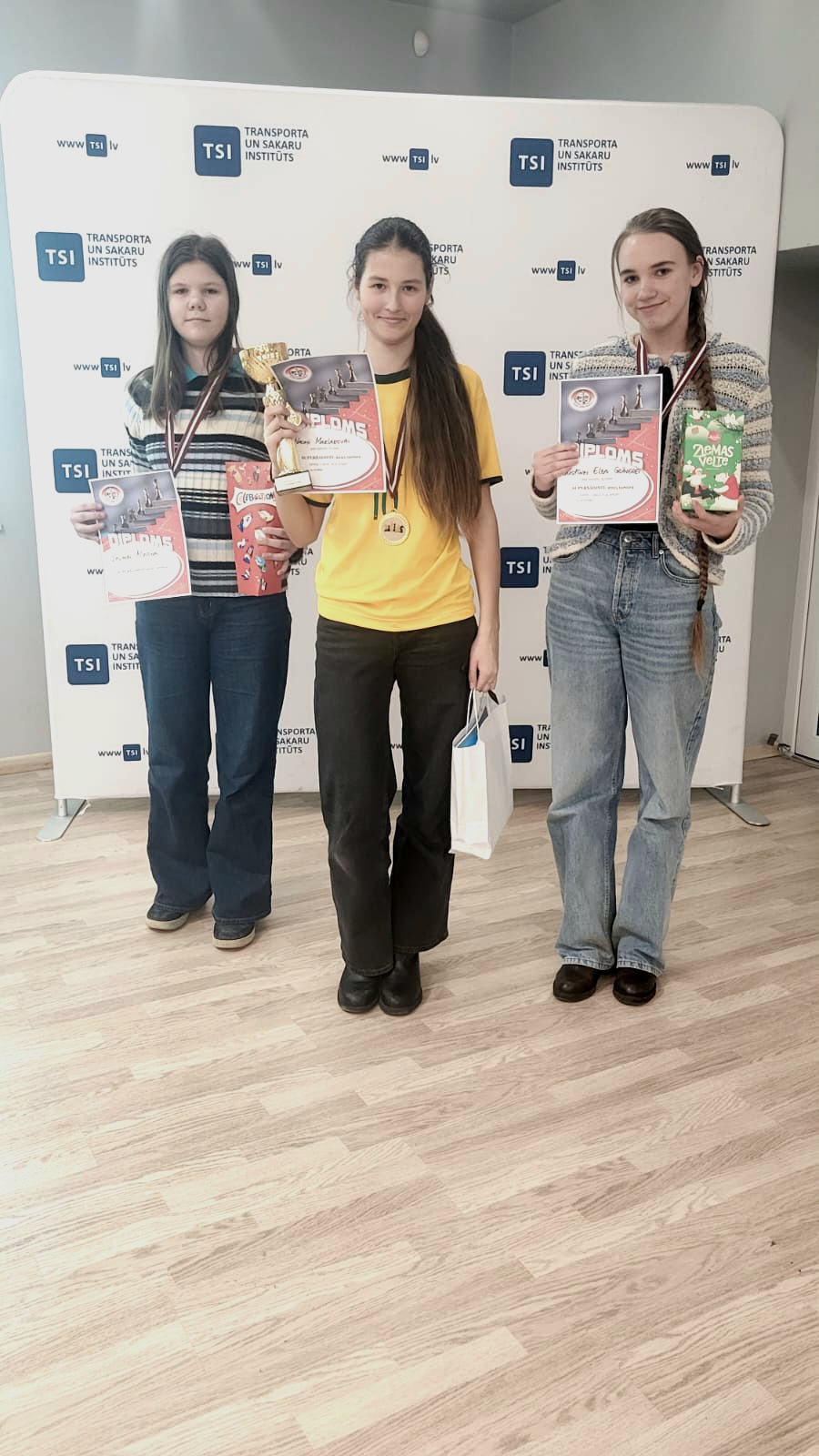 Lauma Mieriņa, Naomi Maklakova, Justīne Elza Grāvere