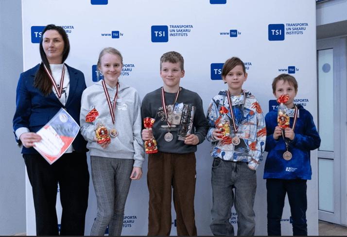 3.vietas ieguvēji - komanda "Nacionālie pingvīni" 