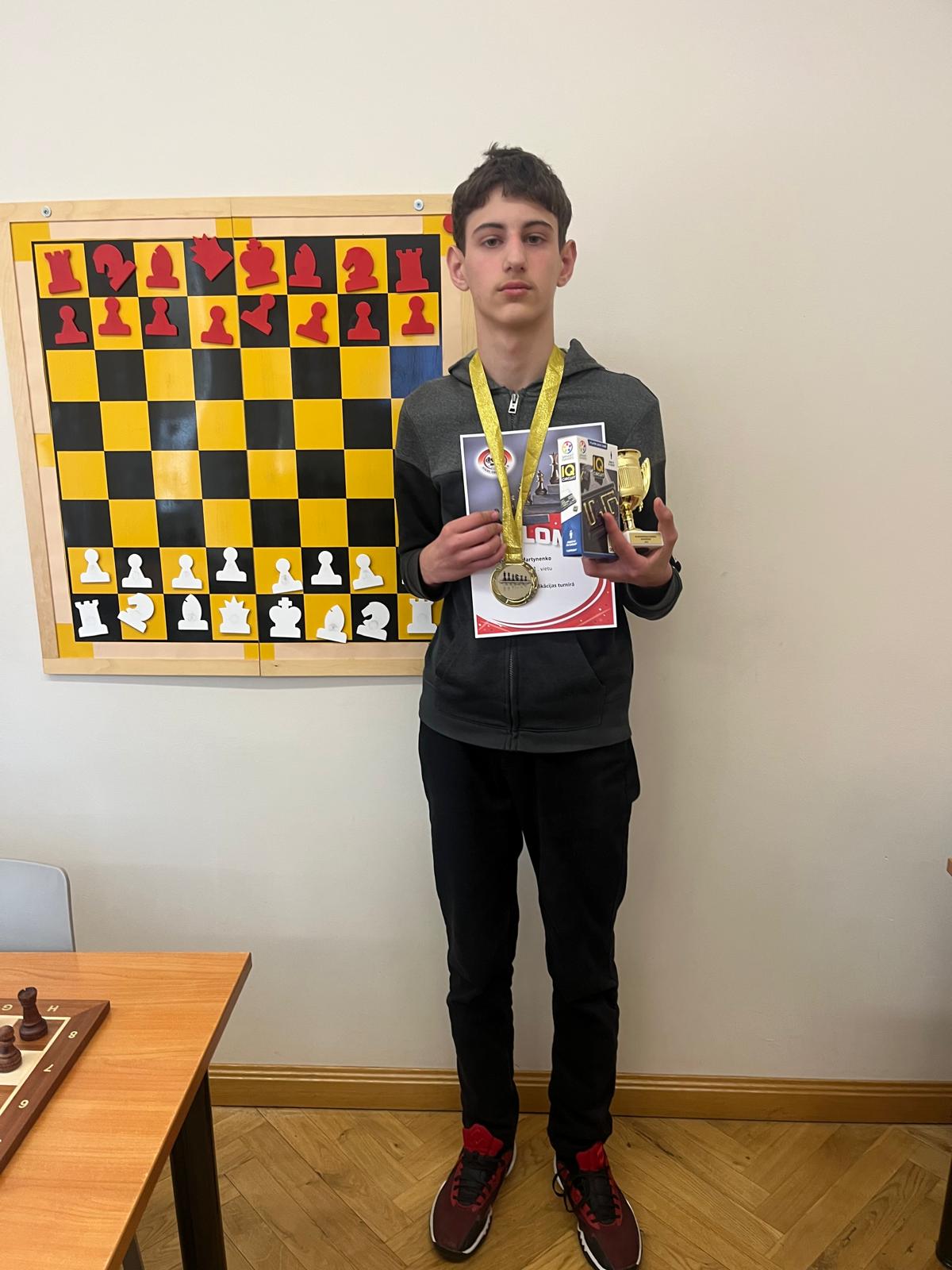 Turnīra 1.vieta ieguvējs 